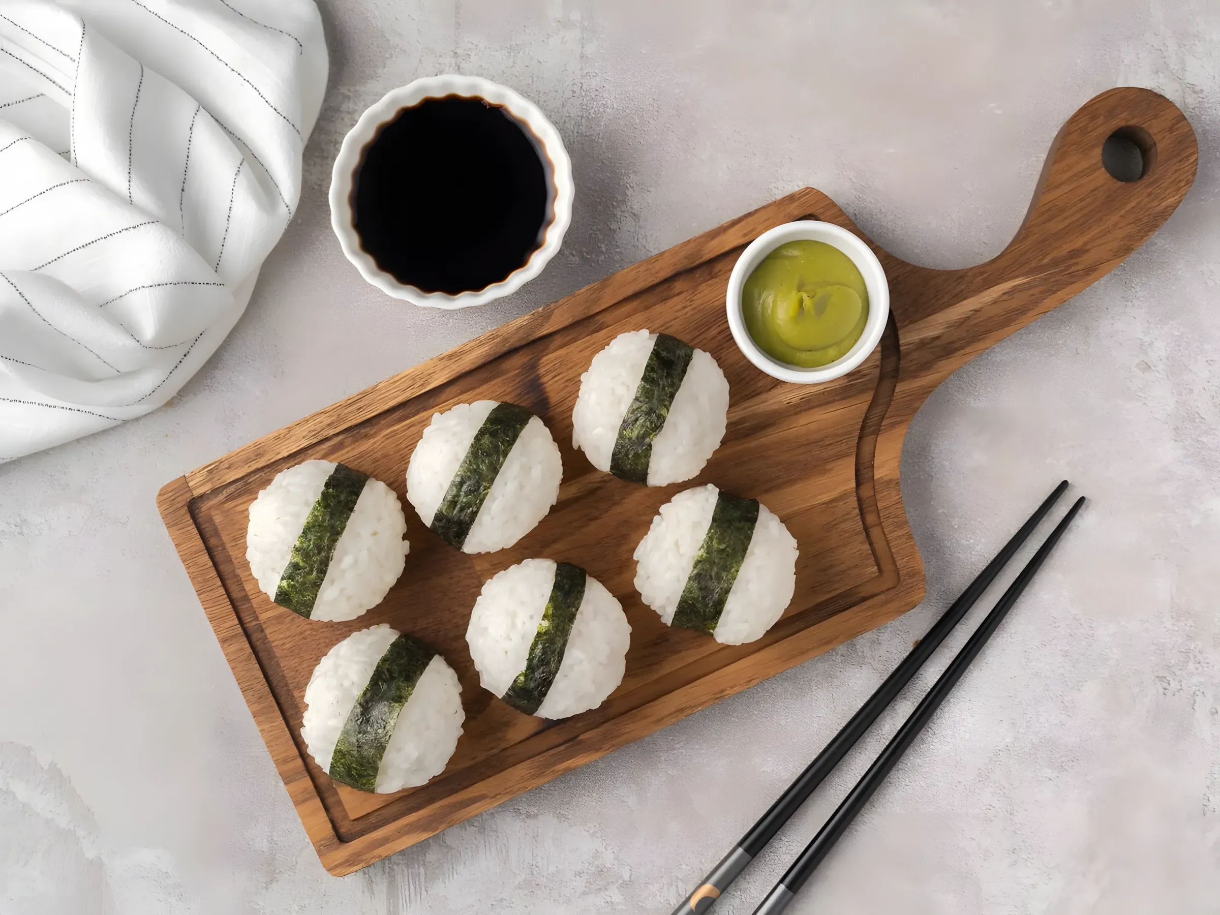 Japanske onigiri-riskugler