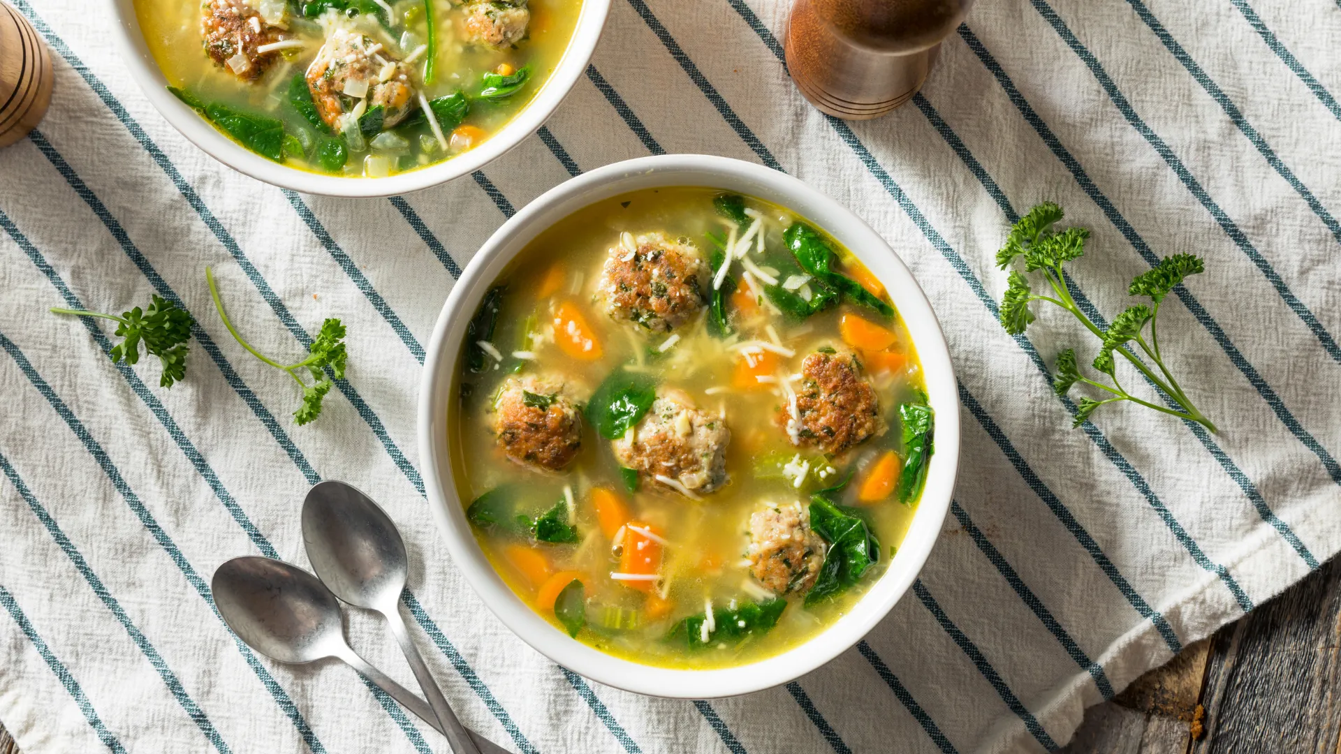 Prøv den nemmeste og hurtigste opskrift på italiensk bryllupssuppe - den perfekte middag for hele familien