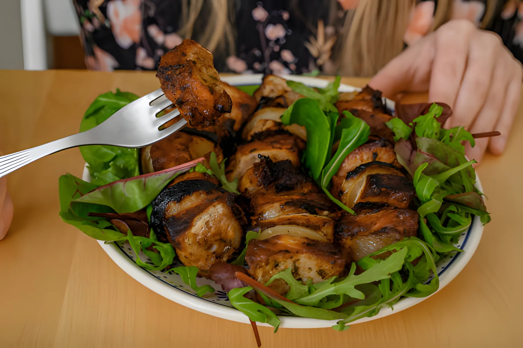 Sådan laver du kebab i ovnen. Lækkert aromatisk kød