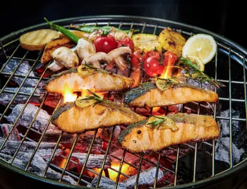 Grillede fisk: hvilke skal man vælge, og hvordan tilbereder man dem?
