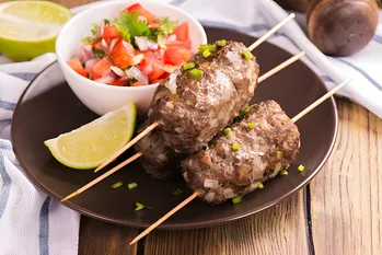 Lulia kebab: en mesterklasse i at tilberede den perfekte ret