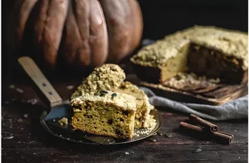 Opskrift på græskartærte "Sant'Albino" med chokolade, nødder og shortbread-streusel