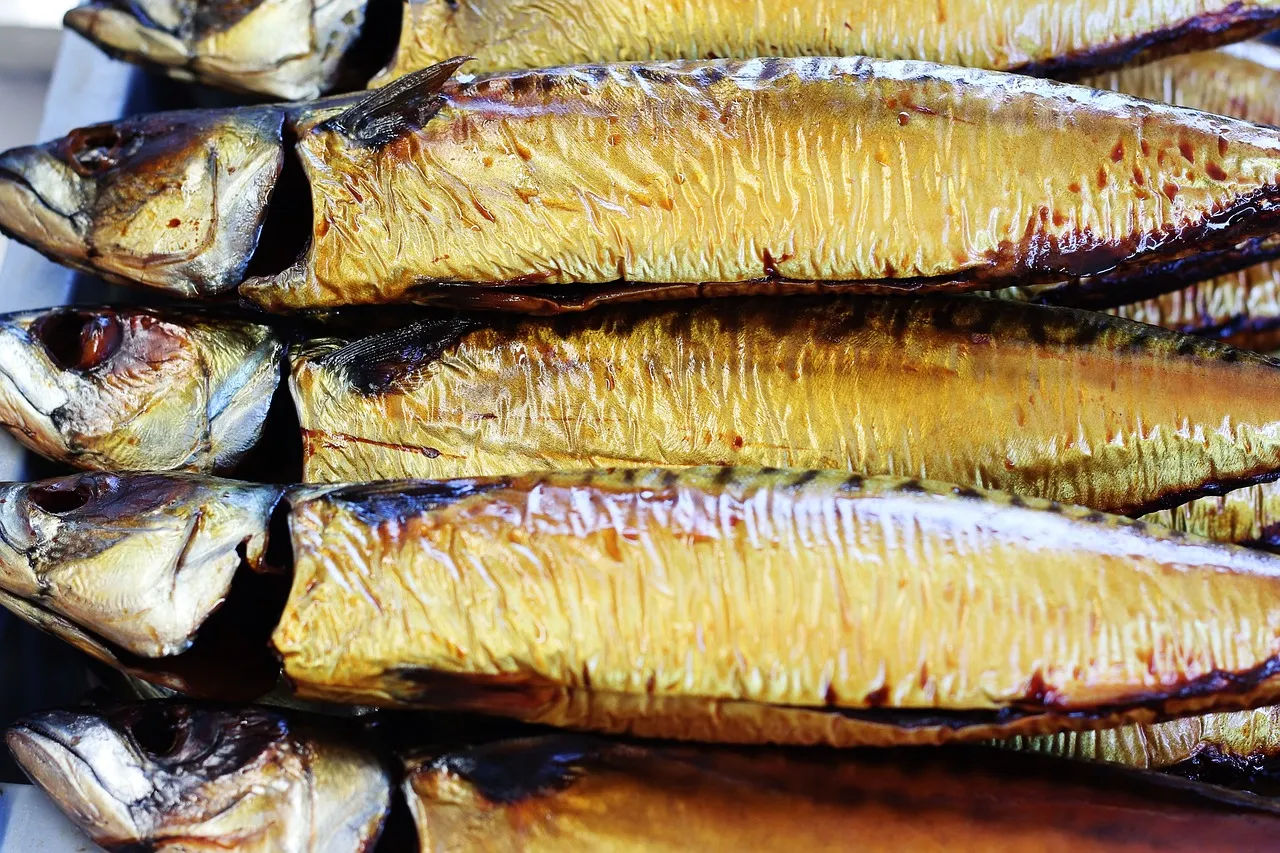 Vil du vide, hvordan man laver en populær middelhavsret: stegt makrel med citronsaft?